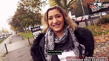Wanita Jerman-turki Mengadakan Pertemuan Seks Di Jalanan, Benar-benar Cabul