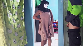 Gogo live indonesia bugil