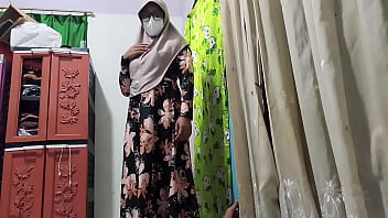 Guru Menangkap Basah Murid Sedang Masturbasi Dan Mengajaknya Berhubungan Intim