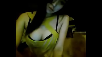 Gadis Indonesia Di Kamera Yang Menggoda