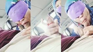 Jilbab Biru Bj Di Dalam Mobil