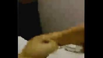 Wanita Thailand Seksi Dengan Payudara Besar Sedang Masturbasi Bagian 1