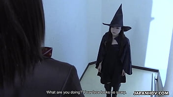 Miharu Kai Jepang Bersama Perawat-perawat Cantik Di Bangsal Black Magic Rumah Sakit Setempat.