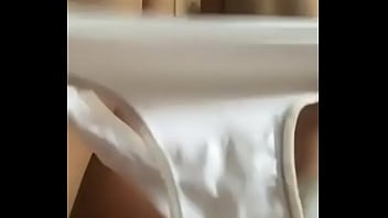 Nong Cream, Cewek Thai Seksi Dan Menggoda