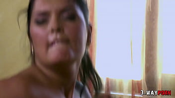 Tiga Arah Mesum – 2 Adik Tiri Nakal Anal Dan Gape Barengan Di Satu Kontol Beruntung