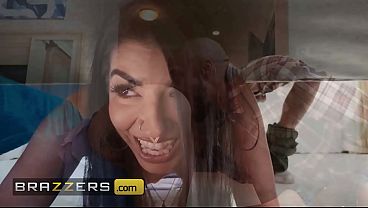 Jasmine Sherni Nikmati Threesome Panas Bersama Pasangan Violet Myers & Dwayne