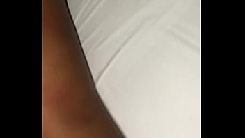 Bercinta Dengan Pacar Nigeria Sambil Dia Minum