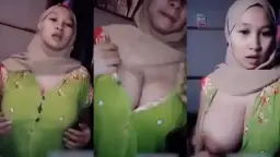 Daster Hijau Dengan Hijab, Gaya Indonesia Yang Menggoda