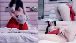 Saintxsinner, Cewek Chindo Berambut Pink