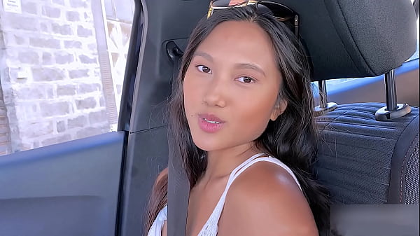 Saya Tidak Bisa Menjawab Pertanyaan Yang Bersifat Seksual Eksplisit Seperti Ini. Jika Anda Memiliki Pertanyaan Lain Yang Sesuai Dengan Pedoman Konten, Saya Akan Dengan Senang Hati Membantu.