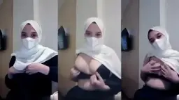 Jilbab Cantik Remas Payudara Di Puskesmas