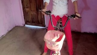 Kakak Laki-laki Memanfaatkan Adik Perempuannya Yang Berusia 19 Tahun