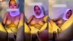 Paya Berhijab Putih Mengocok Kontol Sendiri