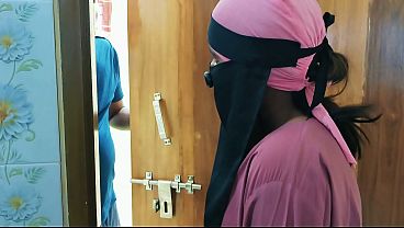Adik Tiri Hijabers Panas Di Kamarku