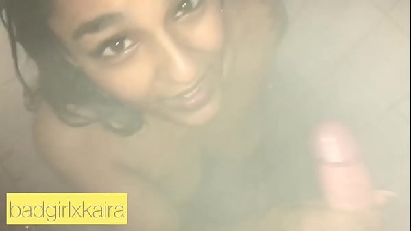 Warga India Amatir Beraksi Di Kamar Mandi