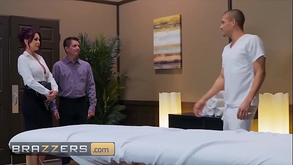 Kisah Nyata Istri Nakal – Monique Alexander & Xander Corvus – Spa Penuh Nafsu Untuk Ibu Rumah Tangga Yang Bergairah