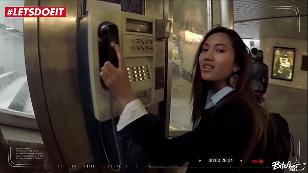 Turis Thailand Nikmati Momen Intim – May Thai