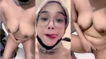 Ica Berjilbab Cantik Bikin Heboh Dengan Toge Yang Menggoda