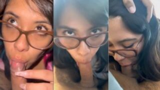 Video Panas Cewek Ngentot Di Mobil Sambil Ngewe Temannya Di Luar Ruangan