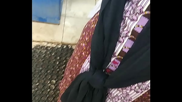 Mengintip Celana Dalam Tante