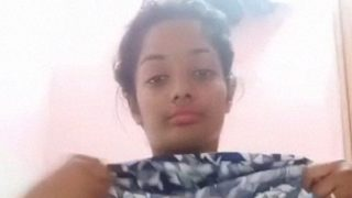 Pamer Toket Cewek Desi Buat Pacarnya