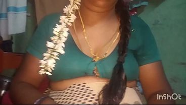 Istri Rumah Tangga India Seksi Dengan Payudara Indah Dan Adegan Panas