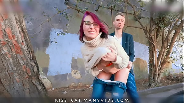 Kisscat Sarapan Cinta Sosis – Agen Umum Jemptut Mahasiswi Rusia Buat Ngewe Di Luar