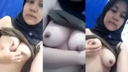 Abg Hijab Kirim Foto Toket Ke Pacar Biar Makin Greget