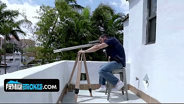 Ibu-ibu Item Montok Saling Berebut Kontol Gede Di Pesta Ngewe Panas.
