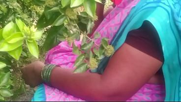 Bhabi India Ngentot Liar Di Pinggir Sawah, Desa Panas Bikin Makin Greget.