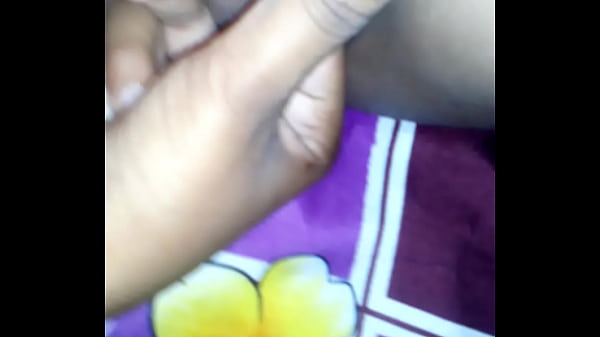 Priya Jariin Memek Perawan Sampai Muncrat