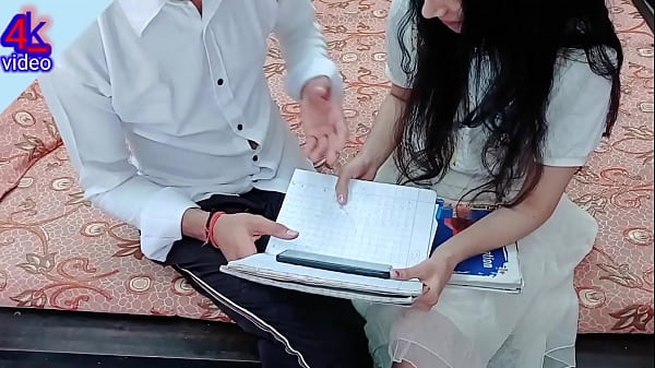 Mahasiswa India Ngentot Bareng Desi, Suara Hindi Jelas Kedengeran, Mulus Banget