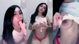 Host Mango Live Colok Memek Sambil Remas Tete