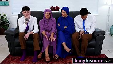 Pesta Bercinta Dendam Bareng Dua Hijab Montok Tua Dan Anak Tiri Kontol Besar