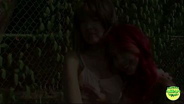 Ngewe Panas Di Luar Ruangan Sama Cewek Asia Dan Brunet Lesbian Yang Super Seksi.