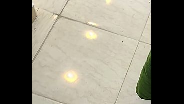 سباك وصاحبه نيكوا شرموطة مصرية نار، كلام هياج وصوت واضح وجسم يلبن