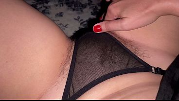 Tonton Ibu Nakal Ini Mainin Memek Bulu Lebatnya, Fpov.