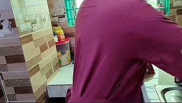 Bhabhi Gemuk Lesbian India Ngentot Pake Dildo, Crotnya Basah Kuyup