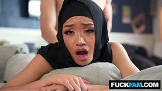 Jade Kimiko Dan Parker Ambrose, Hijabi Kena ‘edukasi’ Budaya Amerika Yang Bikin Mampus