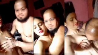 Video Hot Bangla: Cewek Kolkata Ngentot Sama Tante Seksi